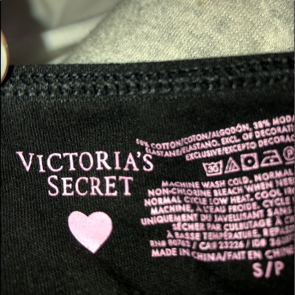 Tank top - Picture 3 of 3